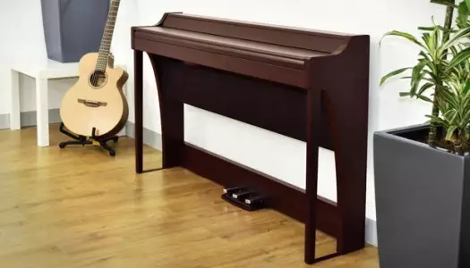 خرید پیانو دیجیتال کرگ جی 1